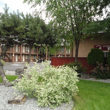 North Pointe Inn And Suites Келоуна Экстерьер фото